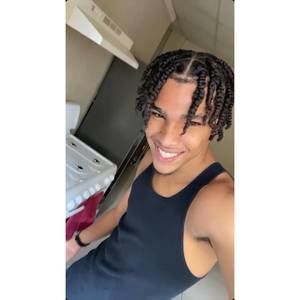 Meet your Posher, Malachi